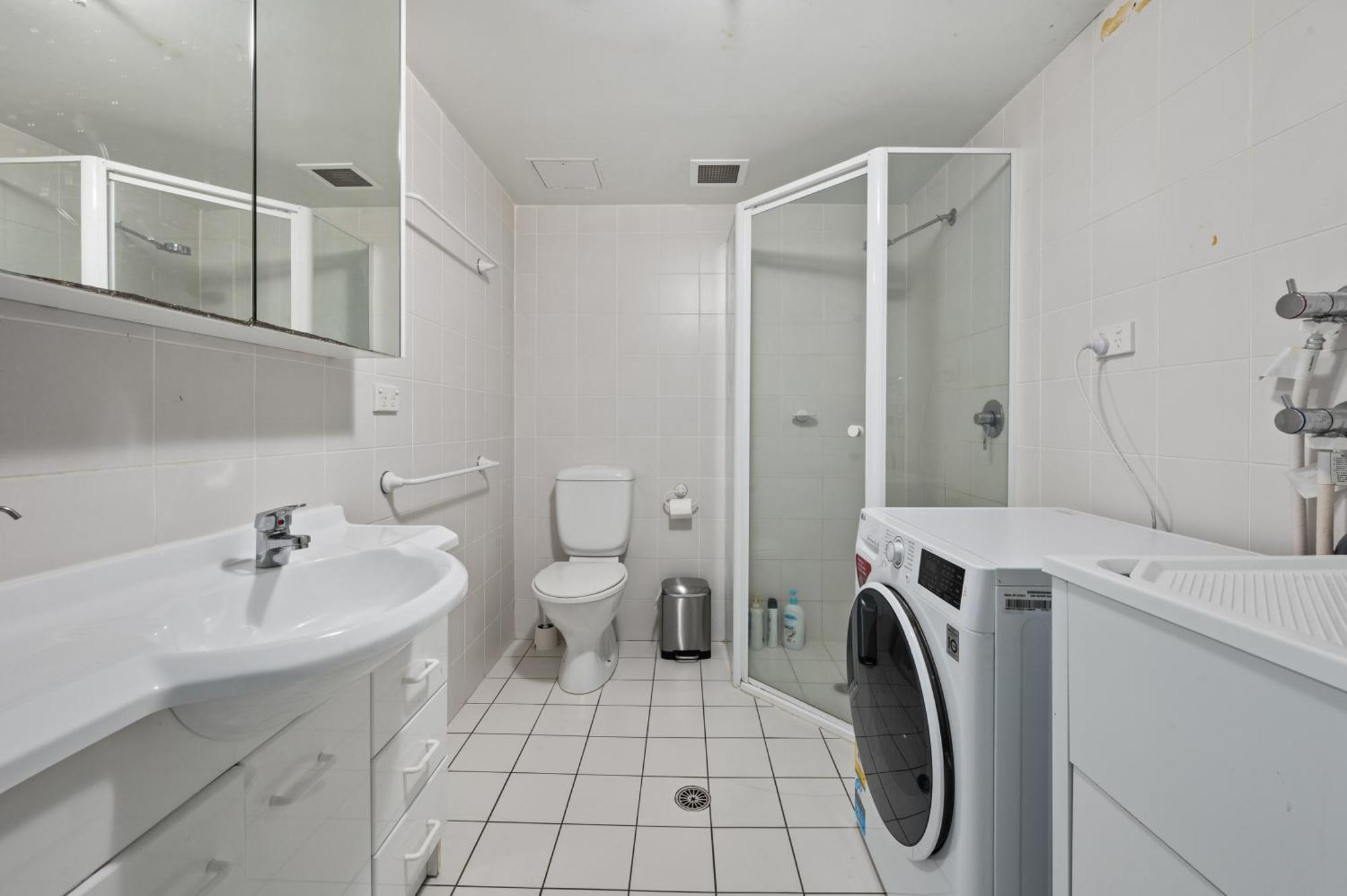 Spacious Ensuite Room In A City Centre Duplex Apartment-2 Canberra Exterior photo